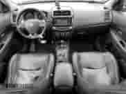 2016 Mitsubishi Outlander SEL с VIN JA4AR4AW8GZ052674, выставлен на аукционе Copart как лот 90230155 с пробегом 138 917 миль миль и Чистый • Clean title. История ставок и продаж доступна на DreamBid. Изображение 8.