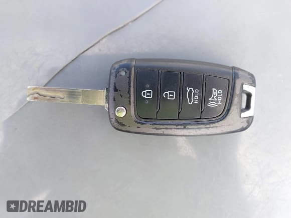 ✅ 2021 Hyundai Accent SE • VIN: 3KPC24A68ME129098 • Lot: 43435990. Listed on IAAI with 94,312 mi. Free auction sales archive from the USA and detailed vehicle history report at DreamBid. Image 11.