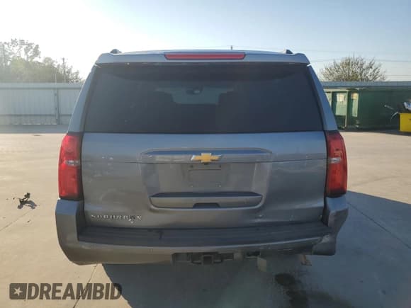 ✅ 2019 Chevrolet Suburban LT • VIN: 1GNSKHKC2KR190799 • Lot: 73763254. Wystawiony na Copart z przebiegiem 94 308 mil. Bezpłatny archiwum sprzedaży aukcyjnych z USA i szczegółowy raport historii pojazdu na DreamBid. Zdjęcie 6.