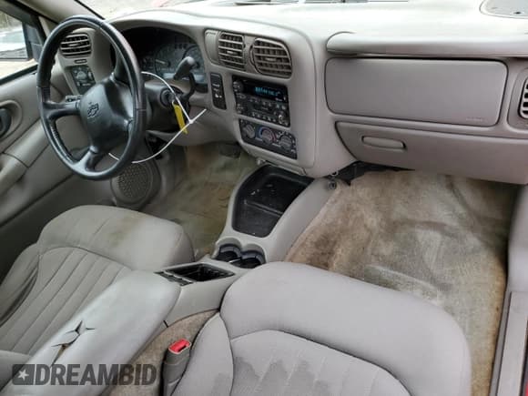 ✅ 2003 Chevrolet S-10 • VIN: 1GCCS14X938140767 • Лот: 78740494. Опубликован ранее на Copart с пробегом 290 519 миль. Бесплатный доступ к архиву аукционных продаж из США и подробный отчёт об истории автомобиля на DreamBid. Изображение 8.