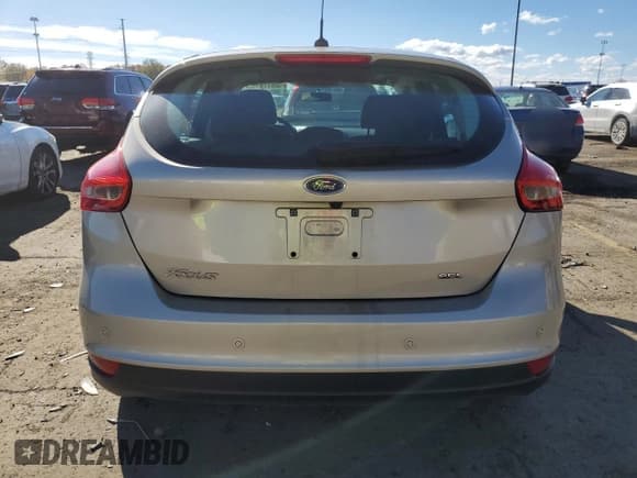 ✅ 2018 Ford Focus SEL • VIN: 1FADP3M20JL246269 • Лот: 90011775. Опубликован ранее на Copart с пробегом 47 806 миль. Бесплатный доступ к архиву аукционных продаж из США и подробный отчёт об истории автомобиля на DreamBid. Изображение 6.