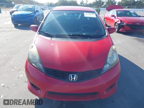 ✅ 2013 Honda Fit Sport • VIN: JHMGE8H50DC019472 • Лот: 43796220. Опубликован ранее на IAAI с пробегом 67 751 миль. Бесплатный доступ к архиву аукционных продаж из США и подробный отчёт об истории автомобиля на DreamBid. Изображение 13.
