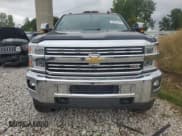 ✅ 2015 Chevrolet Silverado 2500HD LT • VIN: 1GC2KVEG3FZ509655 • Lot: 69041065. Wystawiony na Copart z przebiegiem 184 269 mil. Bezpłatny archiwum sprzedaży aukcyjnych z USA i szczegółowy raport historii pojazdu na DreamBid. Zdjęcie 5.