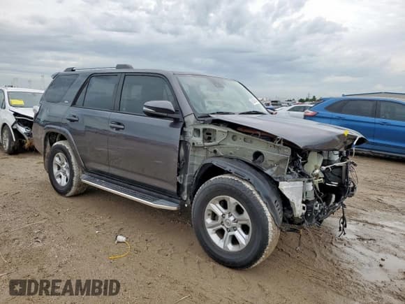 ✅ 2020 Toyota 4Runner SR5 • VIN: JTEZU5JR0L5217282 • Lot: 60248545. Listed on Copart with 42,971 mi. Free auction sales archive from the USA and detailed vehicle history report at DreamBid. Image 4.