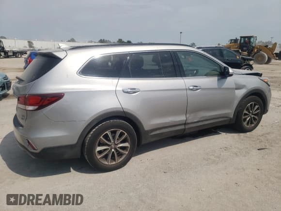 ✅ 2019 Hyundai Santa Fe SE • VIN: KM8SNDHF9KU306339 • Lot: 60290273. Wystawiony na Copart z przebiegiem 78 432 mil. Bezpłatny archiwum sprzedaży aukcyjnych z USA i szczegółowy raport historii pojazdu na DreamBid. Zdjęcie 3.