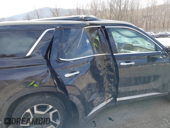 ✅ 2024 Hyundai Palisade Limited • VIN: KM8R5DGE9RU719508 • Лот: 41663495. Опубликован ранее на IAAI с пробегом 38 170 миль. Бесплатный доступ к архиву аукционных продаж из США и подробный отчёт об истории автомобиля на DreamBid. Изображение 17.