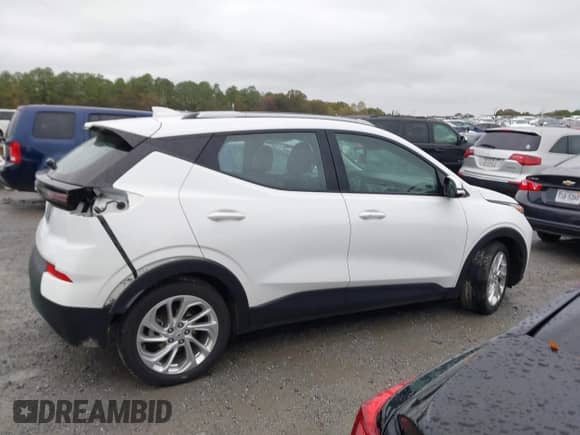 2023 Chevrolet Bolt EUV LT с VIN 1G1FY6S04P4133584, выставлен на аукционе IAAI как лот 43524108 с пробегом 93 126 миль миль и . История ставок и продаж доступна на DreamBid. Изображение 13.