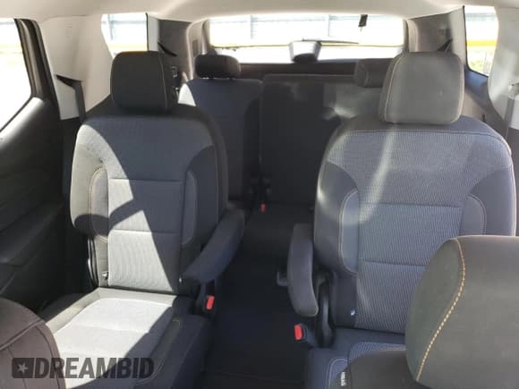 ✅ 2018 Chevrolet Traverse LT Cloth • VIN: 1GNERGKW6JJ253977 • Lot: 48542793. Wystawiony na Copart z przebiegiem 94 729 mil. Bezpłatny archiwum sprzedaży aukcyjnych z USA i szczegółowy raport historii pojazdu na DreamBid. Zdjęcie 10.