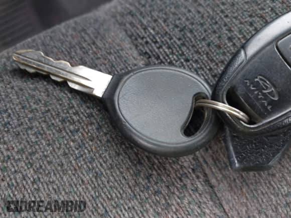 2003 Dodge Dakota Sport z VIN 1D7HG32NX3S322085, wystawiony jako IAAI lot #41780125 z przebiegiem 95 321 mil mil oraz . Historia ofert i sprzedaży dostępna na DreamBid. Obrazek 11.