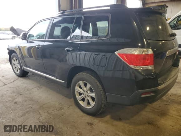 ✅ 2012 Toyota Highlander SE • VIN: 5TDBK3EH1CS145990 • Lot: 87370505. Listed on Copart with 226,738 mi. Free auction sales archive from the USA and detailed vehicle history report at DreamBid. Image 2.
