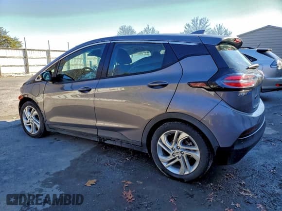 ✅ 2023 Chevrolet Bolt EV 1LT • VIN: 1G1FW6S06P4201969 • Lot: 94748465. Listed on Copart with 37,715 mi. Free auction sales archive from the USA and detailed vehicle history report at DreamBid. Image 2.