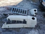 ✅ 2007 Jeep Commander Sport • VIN: 1J8HH48P57C680922 • Лот: 41823245. Опубликован ранее на Copart с пробегом 127 586 миль. Бесплатный доступ к архиву аукционных продаж из США и подробный отчёт об истории автомобиля на DreamBid. Изображение 13.