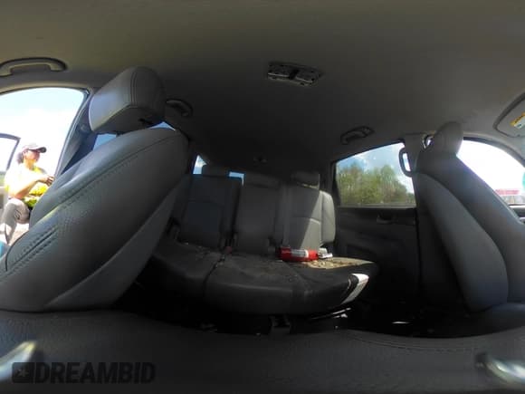 ✅ 2009 Kia Borrego EX • VIN: KNDJJ741795015401 • Lot: 41965858. Listed on IAAI with 171,323 mi. Free auction sales archive from the USA and detailed vehicle history report at DreamBid. Image 19.