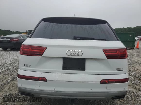 ✅ 2017 Audi Q7 Premium Plus • VIN: WA1LABF73HD037018 • Лот: 58483715. Опубликован ранее на Copart с пробегом 170 070 миль. Бесплатный доступ к архиву аукционных продаж из США и подробный отчёт об истории автомобиля на DreamBid. Изображение 6.