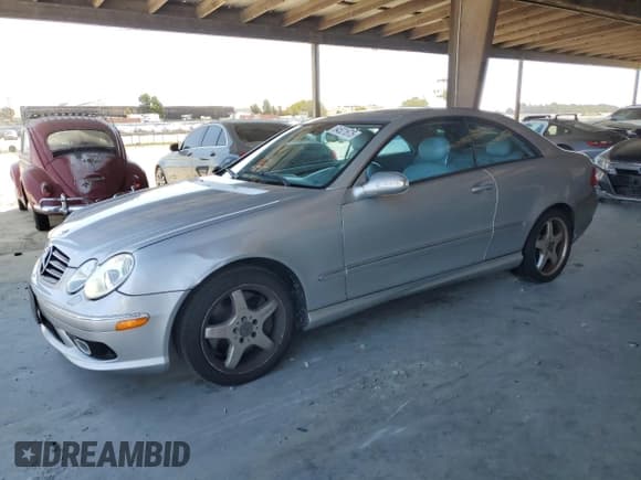 ✅ 2004 Mercedes-Benz CLK 500 • VIN: WDBTJ75J14F100680 • Лот: 64521675. Опубликован ранее на Copart с пробегом 172 844 миль. Бесплатный доступ к архиву аукционных продаж из США и подробный отчёт об истории автомобиля на DreamBid. Изображение 1.