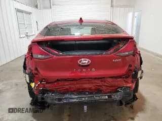 ✅ 2021 Hyundai Ioniq SE • VIN: KMHC75LC9MU255543 • Lot: 74389574. Wystawiony na Copart z przebiegiem 121 905 mil. Bezpłatny archiwum sprzedaży aukcyjnych z USA i szczegółowy raport historii pojazdu na DreamBid. Zdjęcie 6.