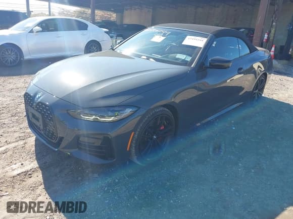 ✅ 2023 BMW 4 Series M440i xDrive • VIN: WBA63AT02PCM86318 • Лот: 43494244. Опубликован ранее на IAAI с пробегом 10 715 миль. Бесплатный доступ к архиву аукционных продаж из США и подробный отчёт об истории автомобиля на DreamBid. Изображение 17.
