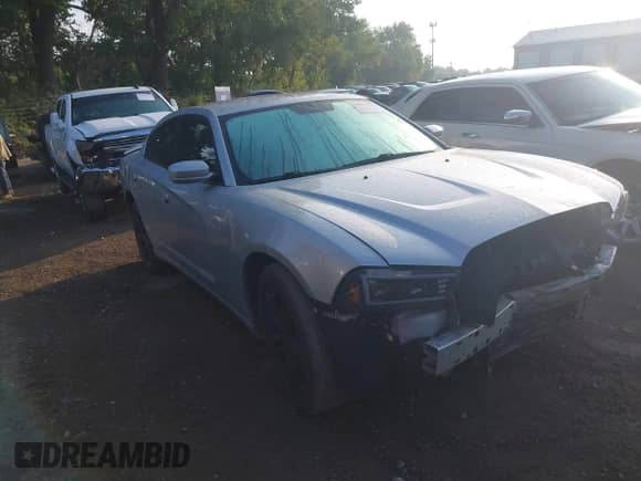 2012 Dodge Charger SXT Plus z VIN 2C3CDXJG1CH169504, wystawiony jako IAAI lot #42977222 z przebiegiem 167 805 mil mil oraz . Historia ofert i sprzedaży dostępna na DreamBid. Obrazek 1.