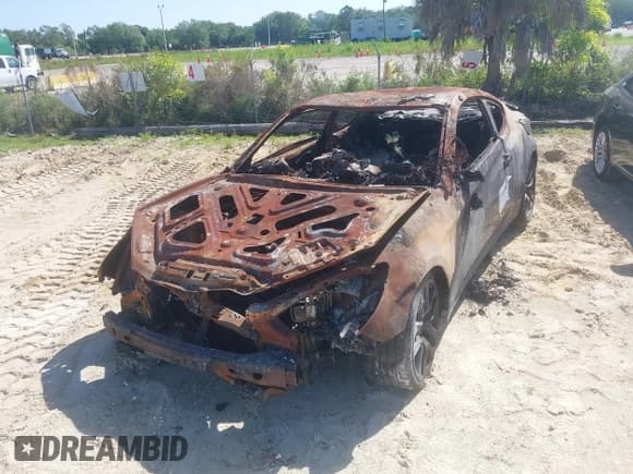 ✅ 2015 Hyundai Genesis Coupe Ultimate • VIN: KMHHU6KJ4FU124365 • Lot: 39001064. Wystawiony na IAAI z przebiegiem Nie podano. Bezpłatny archiwum sprzedaży aukcyjnych z USA i szczegółowy raport historii pojazdu na DreamBid. Zdjęcie 6.