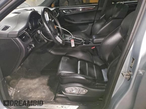 ✅ 2015 Porsche Macan S • VIN: WP1AB2A52FLB50170 • Лот: 96617945. Опубликован ранее на Copart с пробегом 115 423 миль. Бесплатный доступ к архиву аукционных продаж из США и подробный отчёт об истории автомобиля на DreamBid. Изображение 7.