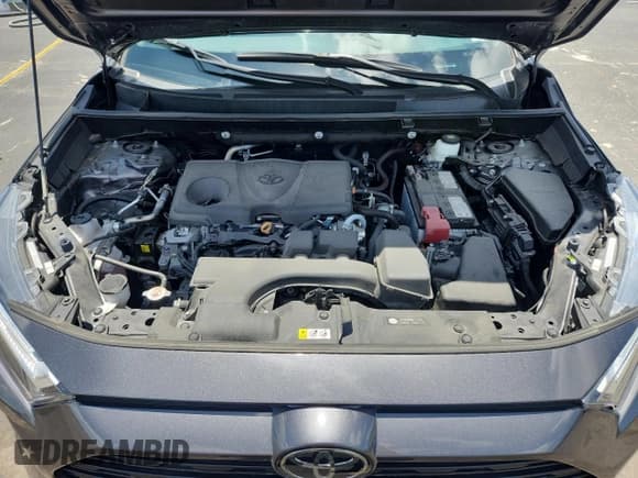 ✅ 2024 Toyota RAV4 XLE • VIN: 2T3W1RFV0RC261086 • Lot: 61905895. Wystawiony na Copart z przebiegiem 28 145 mil. Bezpłatny archiwum sprzedaży aukcyjnych z USA i szczegółowy raport historii pojazdu na DreamBid. Zdjęcie 11.