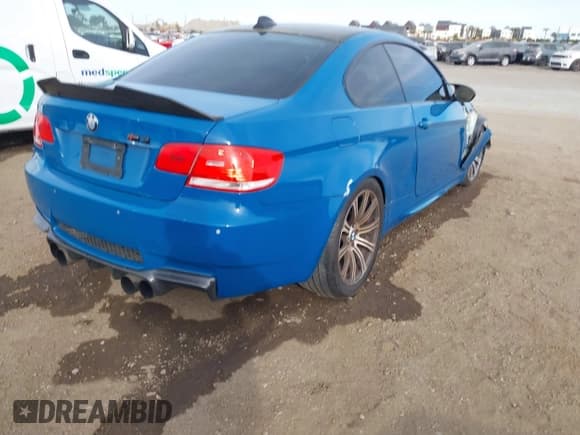✅ 2009 BMW M3 • VIN: WBSWD93539P361939 • Lot: 41402024. Listed on IAAI with 203,647 mi. Free auction sales archive from the USA and detailed vehicle history report at DreamBid. Image 4.