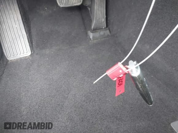 ✅ 2023 Genesis G70 2.0T • VIN: KMTG34TA3PU108473 • Lot: 42424368. Wystawiony na IAAI z przebiegiem 31 009 mil. Bezpłatny archiwum sprzedaży aukcyjnych z USA i szczegółowy raport historii pojazdu na DreamBid. Zdjęcie 11.