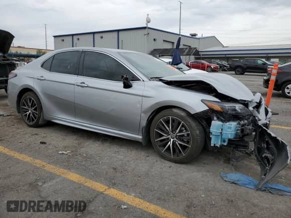 2022 Toyota Camry SE с VIN 4T1S11AK3NU048289, выставлен на аукционе Copart как лот 70018485 с пробегом 10 830 миль миль и Списание • Salvage title. История ставок и продаж доступна на DreamBid. Изображение 4.