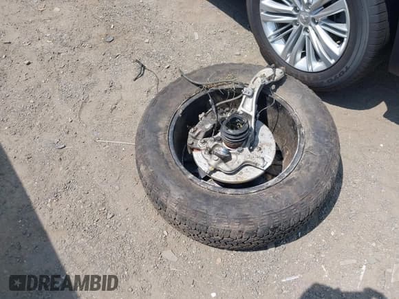 ✅ 2022 Chevrolet Silverado 1500 RST • VIN: 1GCUYEED9NZ147620 • Лот: 42581312. Опубликован ранее на IAAI с пробегом 71 692 миль. Бесплатный доступ к архиву аукционных продаж из США и подробный отчёт об истории автомобиля на DreamBid. Изображение 12.