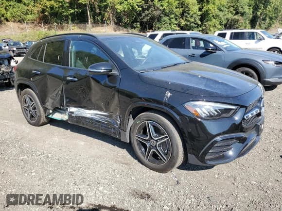 ✅ 2025 Mercedes-Benz GLA 250 • VIN: W1N4N4HBXSJ670340 • Lot: 71678795. Wystawiony na Copart z przebiegiem 5 710 mil. Bezpłatny archiwum sprzedaży aukcyjnych z USA i szczegółowy raport historii pojazdu na DreamBid. Zdjęcie 4.