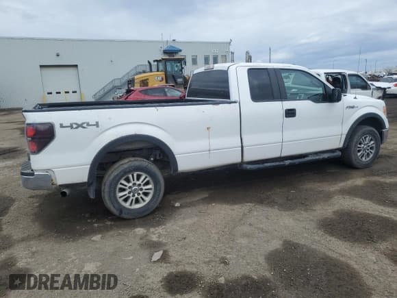 ✅ 2014 Ford F-150 XL • VIN: 1FTVX1EF4EKD96580 • Lot: 55666825. Listed on Copart with 404,957 mi. Free auction sales archive from the USA and detailed vehicle history report at DreamBid. Image 3.