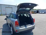 ✅ 2020 MINI Countryman Cooper • VIN: WMZYW3C01L3L21935 • Lot: 42790121. Wystawiony na IAAI z przebiegiem 77 072 mil. Bezpłatny archiwum sprzedaży aukcyjnych z USA i szczegółowy raport historii pojazdu na DreamBid. Zdjęcie 3.