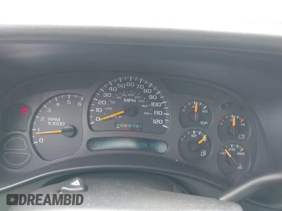 ✅ 2004 Chevrolet Silverado 1500 LS • VIN: 1GCEC14TX4E186355 • Лот: 42039013. Опубликован ранее на IAAI с пробегом 161 354 миль. Бесплатный доступ к архиву аукционных продаж из США и подробный отчёт об истории автомобиля на DreamBid. Изображение 7.