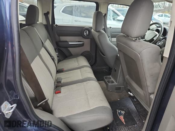 ✅ 2007 Dodge Nitro SLT • VIN: 1D8GU58K07W737536 • Lot: 91682155. Wystawiony na Copart z przebiegiem 313 159 mil. Bezpłatny archiwum sprzedaży aukcyjnych z USA i szczegółowy raport historii pojazdu na DreamBid. Zdjęcie 10.