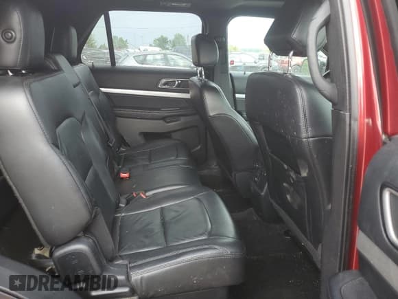 ✅ 2017 Ford Explorer XLT • VIN: 1FM5K8D85HGC65428 • Lot: 58605835. Wystawiony na Copart z przebiegiem 142 496 mil. Bezpłatny archiwum sprzedaży aukcyjnych z USA i szczegółowy raport historii pojazdu na DreamBid. Zdjęcie 11.