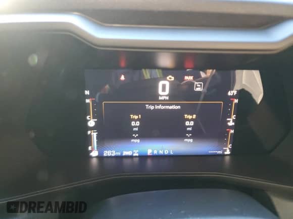 2023 Chevrolet Colorado 4WD Trail Boss z VIN 1GCPTEEK9P1139013, wystawiony jako Copart lot #90549425 z przebiegiem 263 mil mil oraz Nie do naprawy • Non repairable. Historia ofert i sprzedaży dostępna na DreamBid. Obrazek 9.