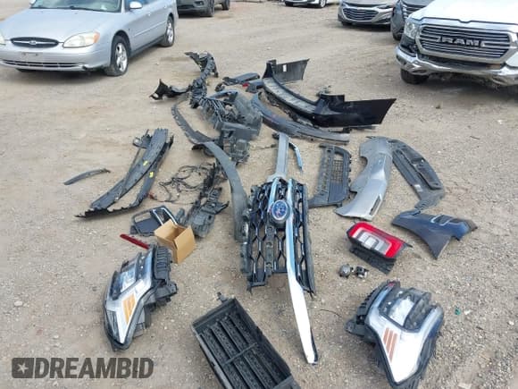 ✅ 2023 Ford Expedition Max Limited • VIN: 1FMJK1K81PEA30365 • Lot: 42047334. Wystawiony na IAAI z przebiegiem 59 471 mil. Bezpłatny archiwum sprzedaży aukcyjnych z USA i szczegółowy raport historii pojazdu na DreamBid. Zdjęcie 12.