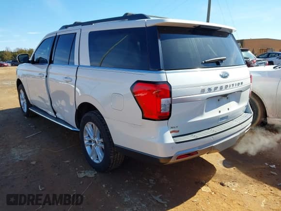 ✅ 2022 Ford Expedition Max XLT • VIN: 1FMJK1JT0NEA61531 • Лот: 41581598. Опубликован ранее на IAAI с пробегом 48 437 миль. Бесплатный доступ к архиву аукционных продаж из США и подробный отчёт об истории автомобиля на DreamBid. Изображение 3.
