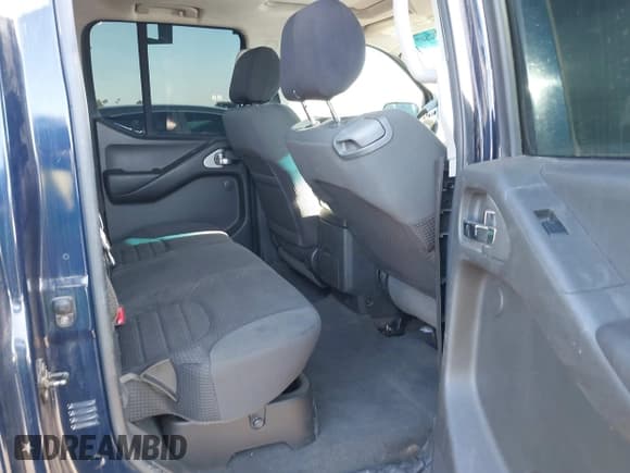 ✅ 2006 Nissan Frontier SE • VIN: 1N6AD07W56C433031 • Lot: 41382847. Listed on IAAI with 80,576 mi. Free auction sales archive from the USA and detailed vehicle history report at DreamBid. Image 8.