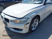 ✅ 2014 BMW 3 Series 328i xDrive • VIN: WBA3B3C58EJ981158 • Lot: 42505507. Wystawiony na IAAI z przebiegiem 188 966 mil. Bezpłatny archiwum sprzedaży aukcyjnych z USA i szczegółowy raport historii pojazdu na DreamBid. Zdjęcie 17.