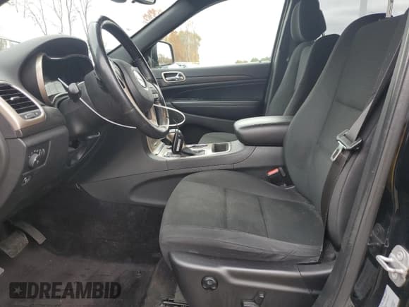 ✅ 2017 Jeep Grand Cherokee Altitude • VIN: 1C4RJFAG7HC891885 • Lot: 90850565. Listed on Copart with 181,208 mi. Free auction sales archive from the USA and detailed vehicle history report at DreamBid. Image 7.