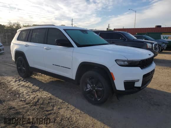 2025 Jeep Grand Cherokee Limited with VIN 1C4RJJBG0S8651685, listed as a Copart auction lot 80997595 with 18,312 mi miles and Salvage title. Bid and sale history available at DreamBid. Image 4.