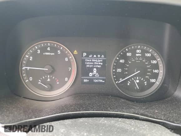 2021 Hyundai Tucson Limited with VIN KM8J3CAL4MU325699, listed as a Copart auction lot 81825415 with 104,194 mi miles and Salvage title. Bid and sale history available at DreamBid. Image 9.