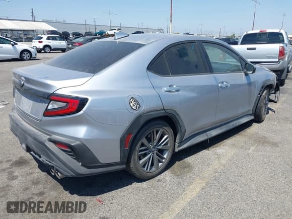 ✅ 2022 Subaru WRX • VIN: JF1VBAA6XN9008575 • Lot: 42599135. Listed on IAAI with 40,130 mi. Free auction sales archive from the USA and detailed vehicle history report at DreamBid. Image 4.
