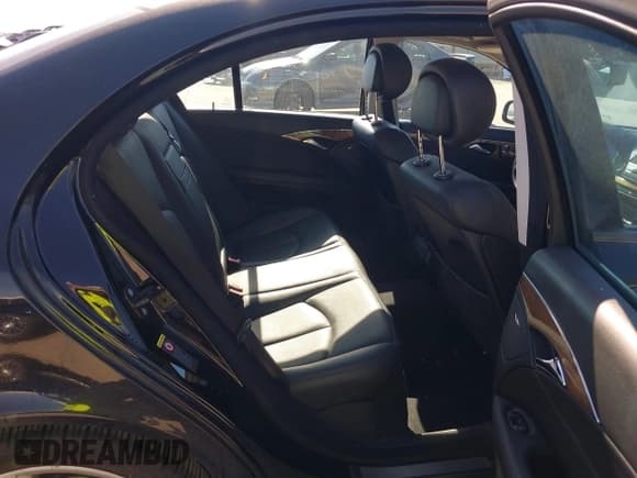 ✅ 2009 Mercedes-Benz E 350 Sport • VIN: WDBUF56X59B423156 • Лот: 43596678. Опубликован ранее на IAAI с пробегом 133 517 миль. Бесплатный доступ к архиву аукционных продаж из США и подробный отчёт об истории автомобиля на DreamBid. Изображение 8.