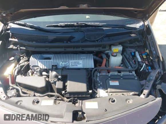 ✅ 2015 Toyota Prius Two • VIN: JTDZN3EU8FJ028072 • Lot: 39747470. Listed on IAAI with 62,979 mi. Free auction sales archive from the USA and detailed vehicle history report at DreamBid. Image 10.