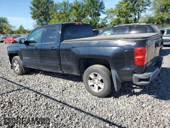 ✅ 2017 Chevrolet Silverado 1500 LT • VIN: 1GCVKRECXHZ104316 • Lot: 70780555. Listed on Copart with 108,975 mi. Free auction sales archive from the USA and detailed vehicle history report at DreamBid. Image 2.