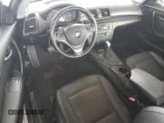 ✅ 2013 BMW 1 Series 128i • VIN: WBAUP7C51DVP24864 • Lot: 86905314. Wystawiony na Copart z przebiegiem 136 975 mil. Bezpłatny archiwum sprzedaży aukcyjnych z USA i szczegółowy raport historii pojazdu na DreamBid. Zdjęcie 8.