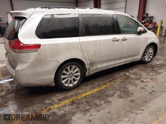 ✅ 2011 Toyota Sienna XLE • VIN: 5TDDK3DC0BS005250 • Lot: 41526861. Listed on IAAI with 145,466 mi. Free auction sales archive from the USA and detailed vehicle history report at DreamBid. Image 13.