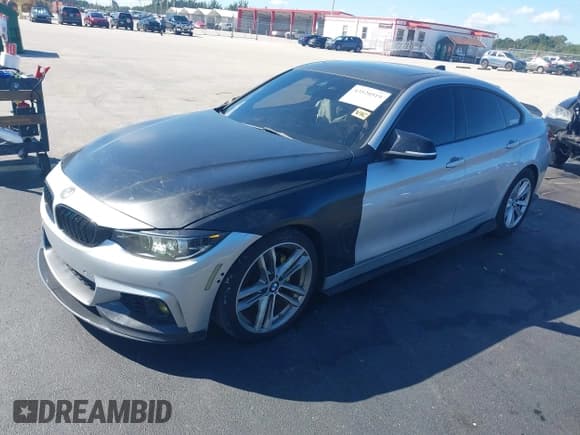 ✅ 2019 BMW 4 Series 430i • VIN: WBA4J1C5XKBM13205 • Lot: 43520519. Listed on IAAI with 108,356 mi. Free auction sales archive from the USA and detailed vehicle history report at DreamBid. Image 17.